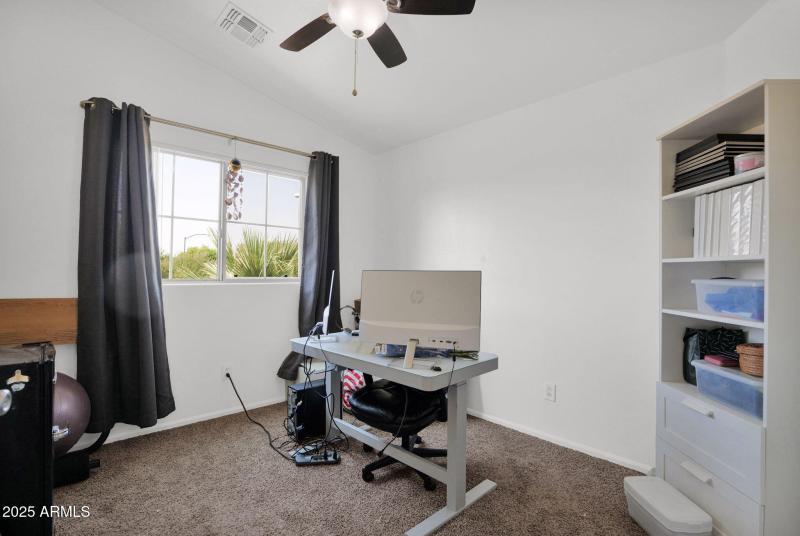 29-web-or-mls-P1246585