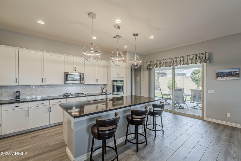 14-web-or-mls-Smoketree-14