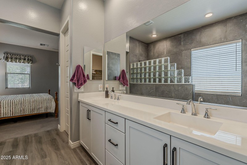 34-web-or-mls-Smoketree-34