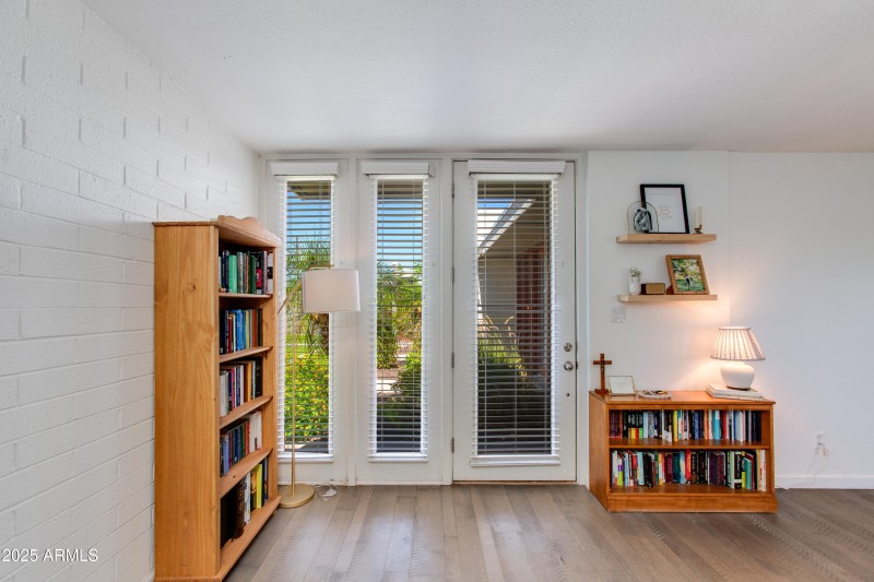 Lught and Bright Floor Plan