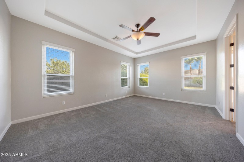 Secondary ensuite bedroom