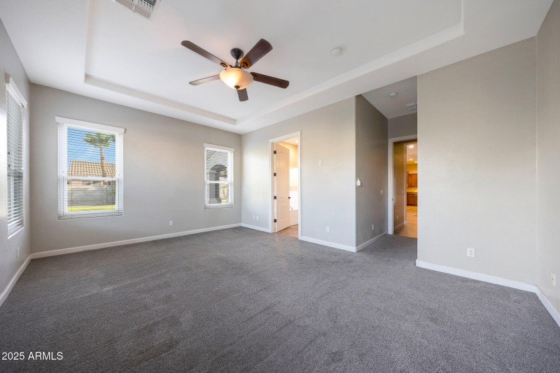Secondary ensuite bedroom