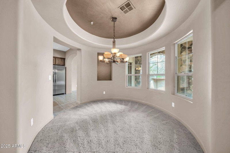 Circular Dining Room Kitchen entrance