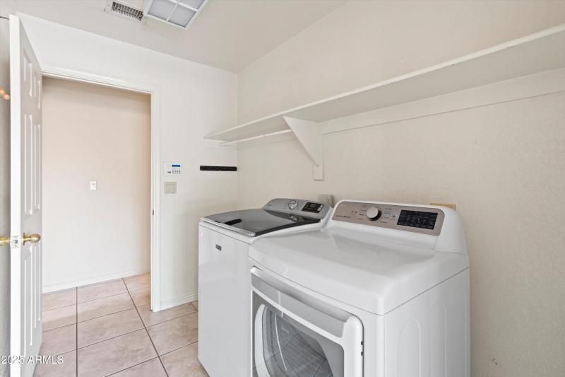 30-Laundry Room