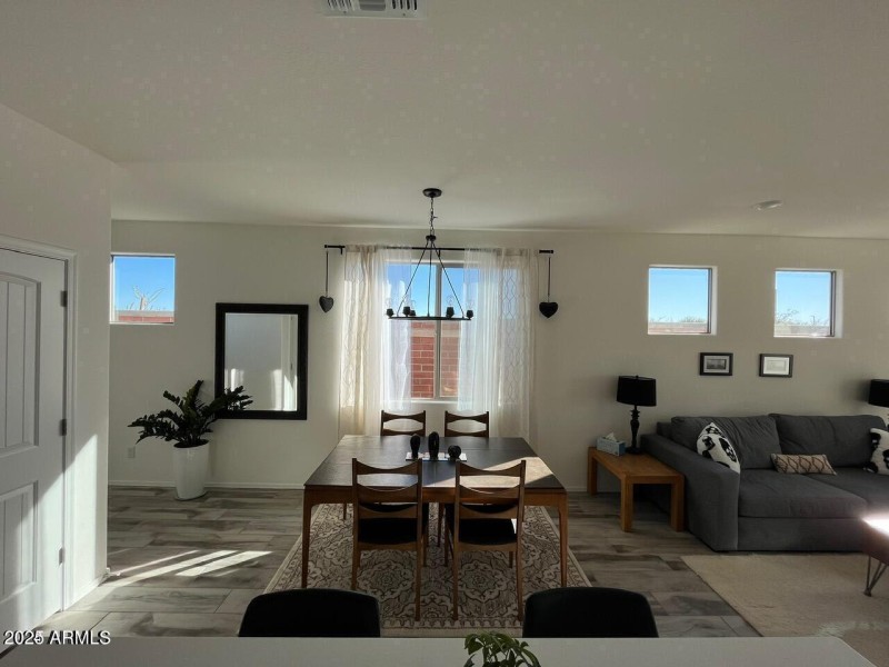 MARLEY HOME DINING ROOM