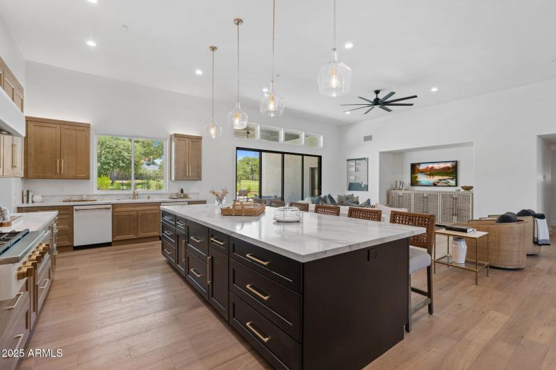 ISLAND VIEW TO BACKYARD