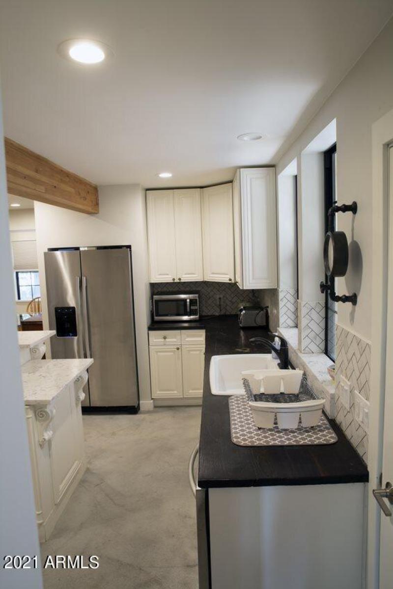 Kitchen 2