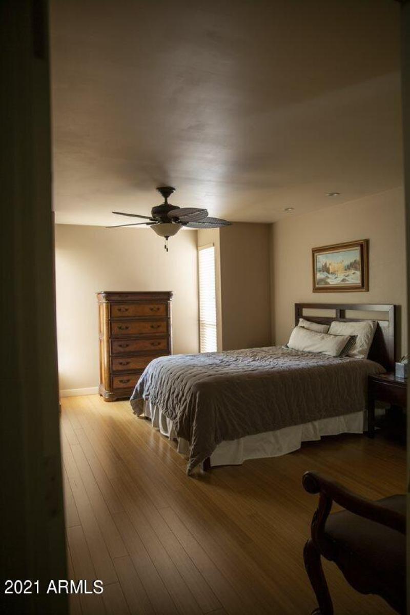 Upstairs Bedroom 1