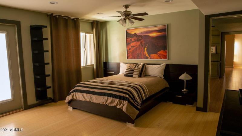 Upstairs Bedroom 2