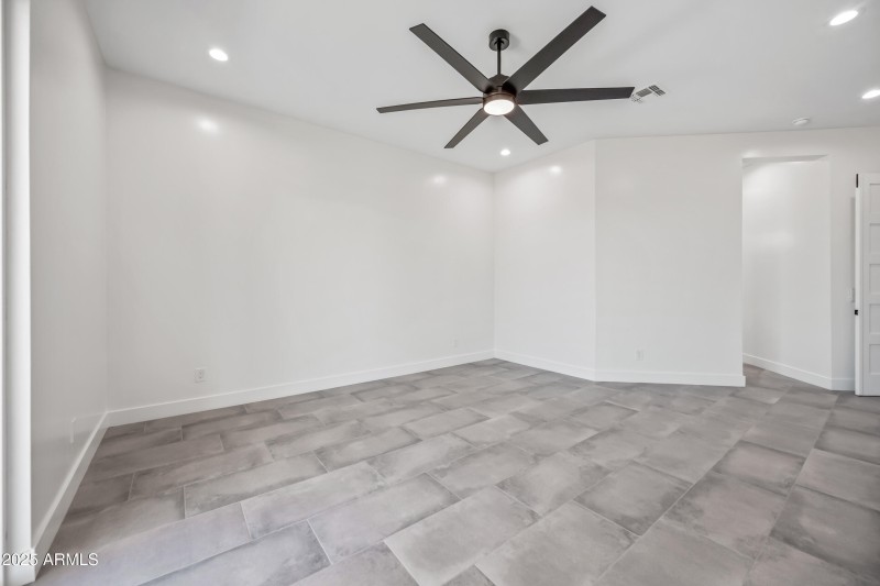 57-29108N205A-ocupix-OSEQ