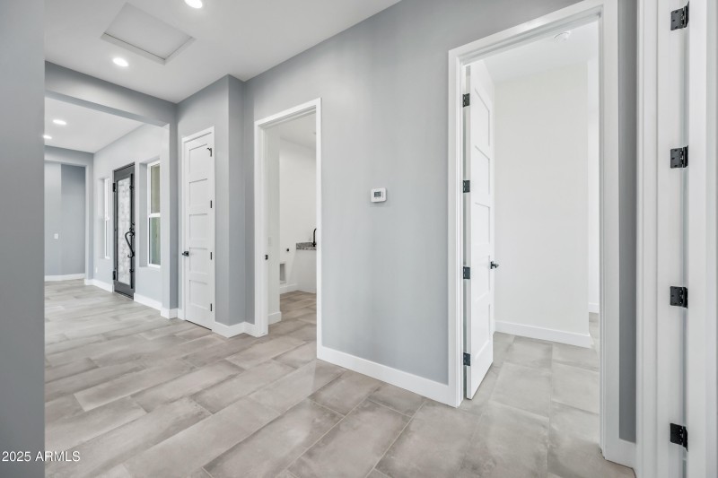 70-29108N205A-ocupix-OSEQ