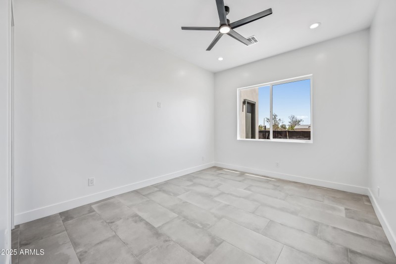 71-29108N205A-ocupix-OSEQ