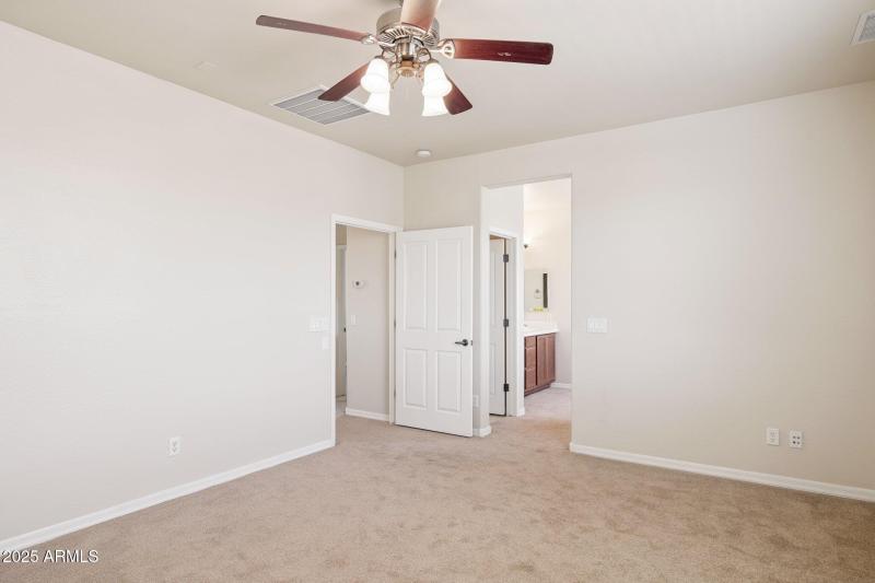 24-web-or-mls-3452-w-florimond-rd