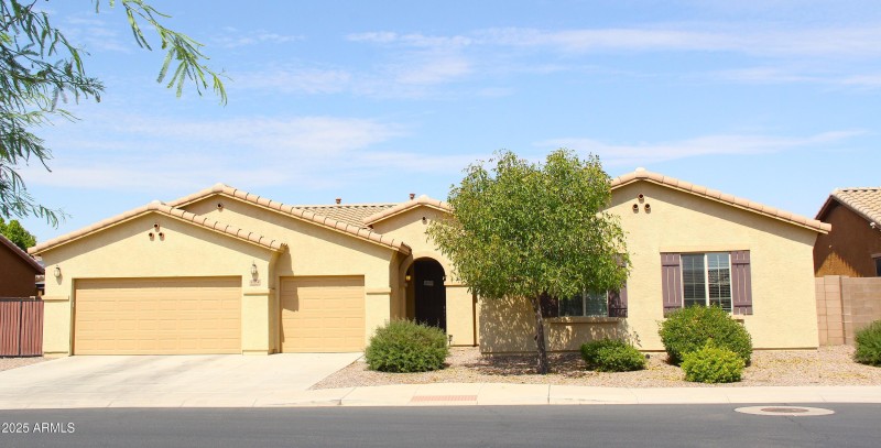 5704 S. 57TH DR. LAVEEN AZ FRONT PHOTO