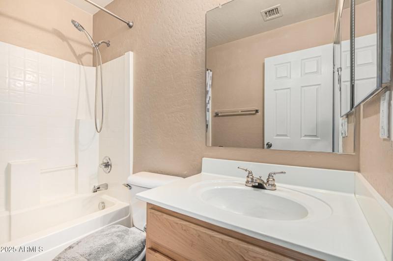 Guest Bathroom - Vacant