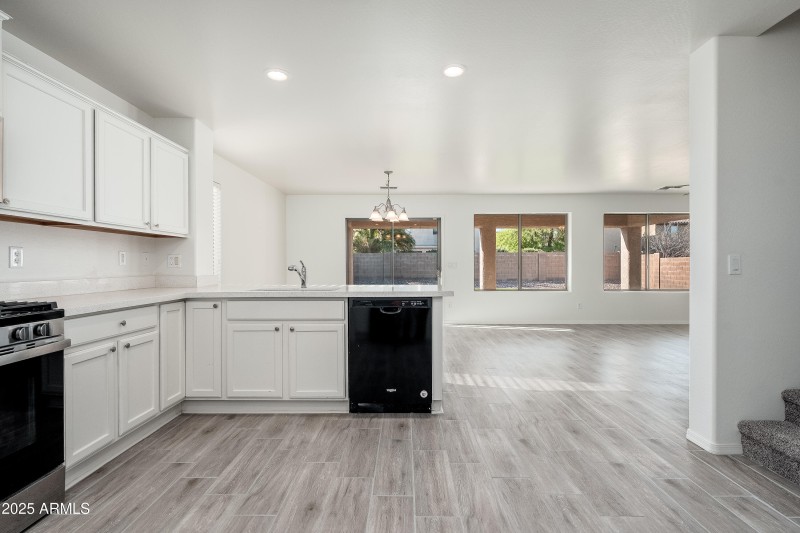 8096 W Rushmore Way - 12