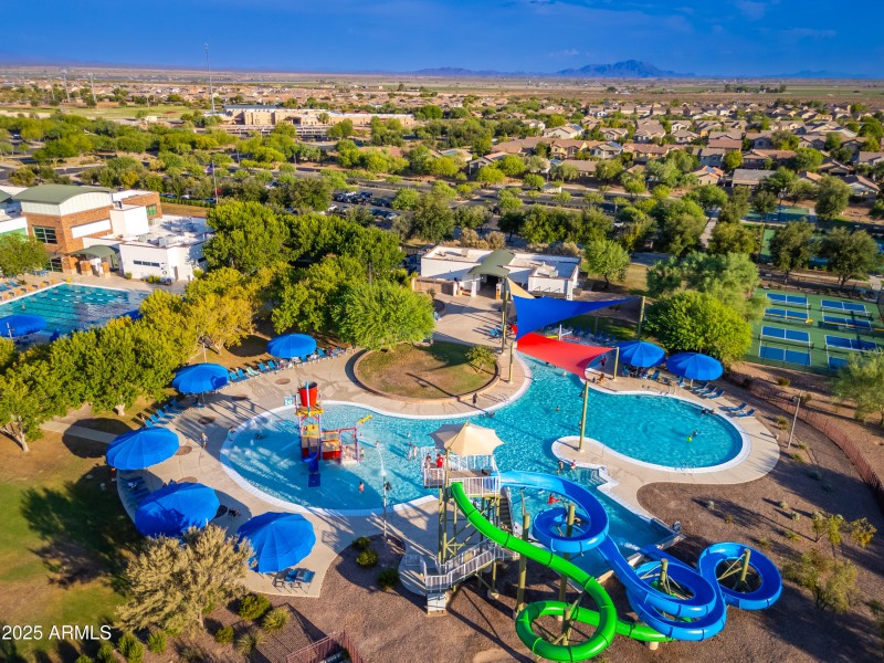 Anthem Parkside - 04