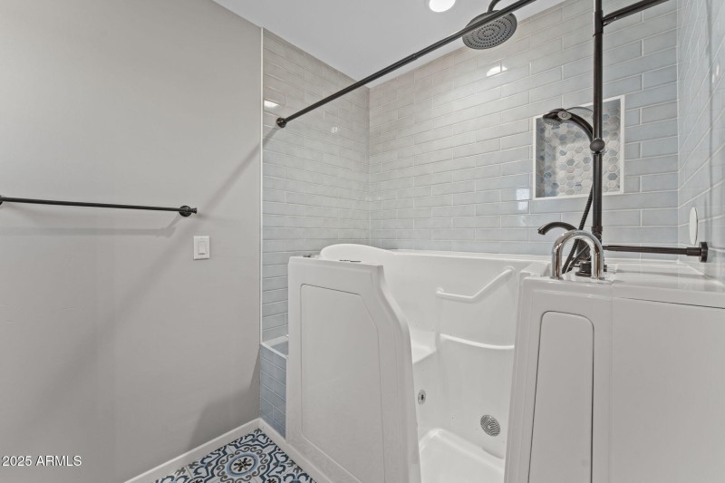 Walk-In Tub & Shower