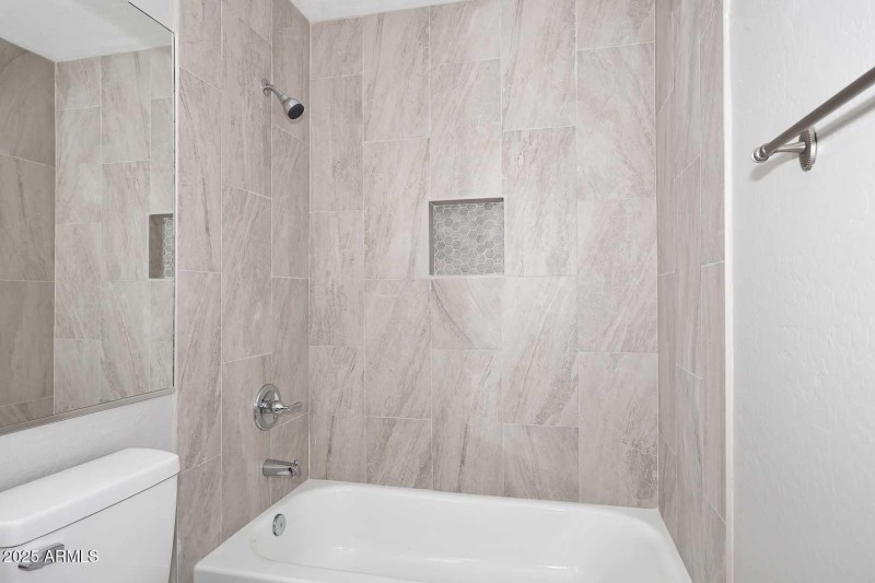Hall Bath-Tub