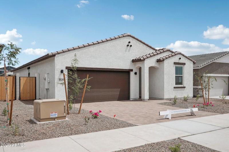 3-web-or-mls-La Senda Dr W-S2007-003