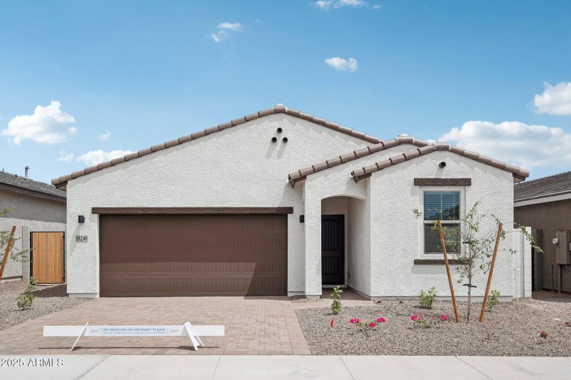 6-web-or-mls-La Senda Dr W-S2007-006