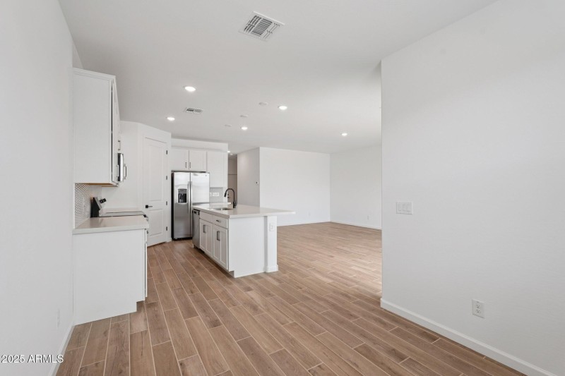 10-web-or-mls-La Senda Dr W-S2007-010