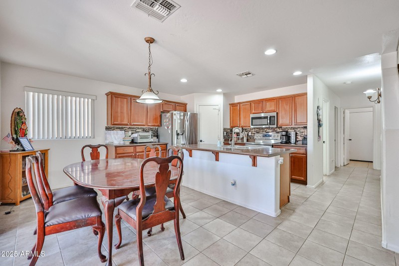 Kitchen & informal dining