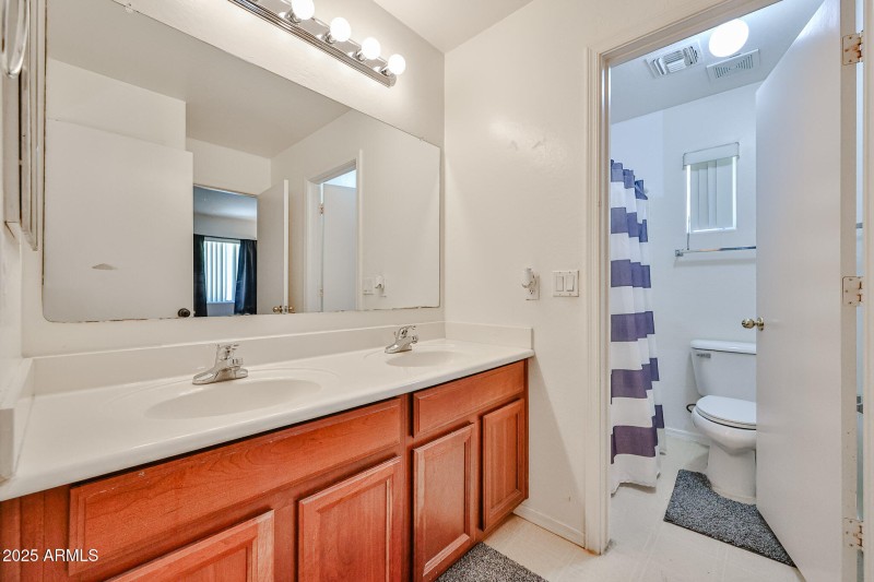 Jack & Jill bathroom