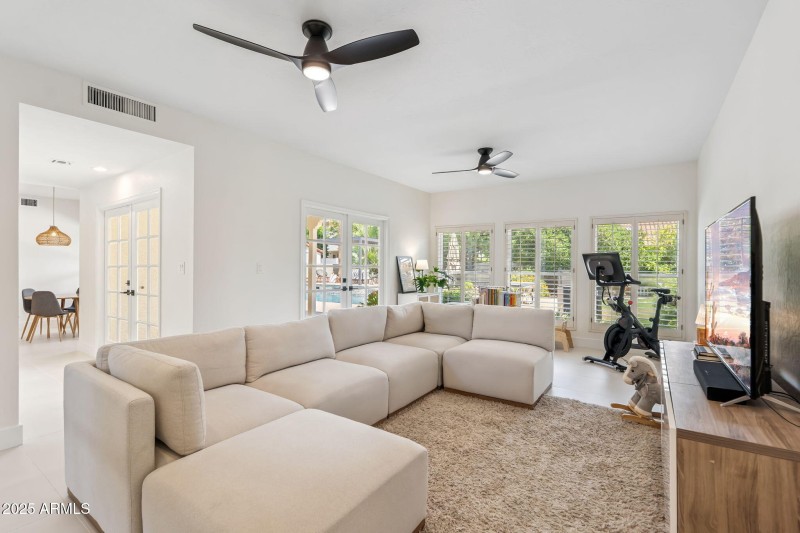 17-web-or-mls-DSC_9011