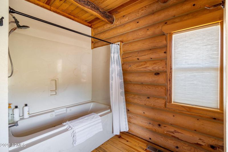 100MainSt-Greer-AZ-15