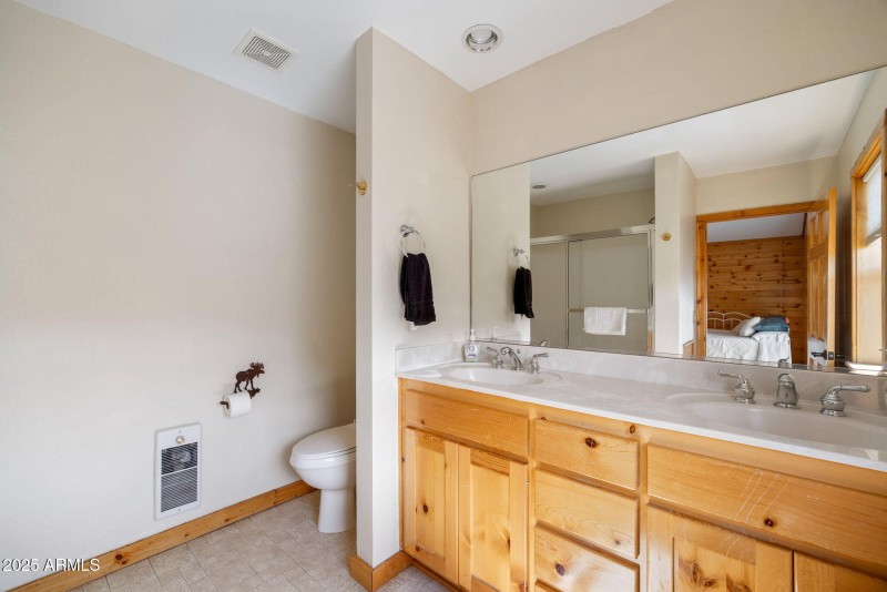 100MainSt-Greer-AZ-23