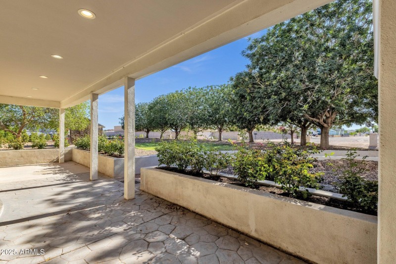 3-web-or-mls-856-w-quail-cir