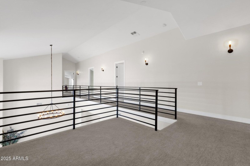 50-web-or-mls-856-w-quail-cir