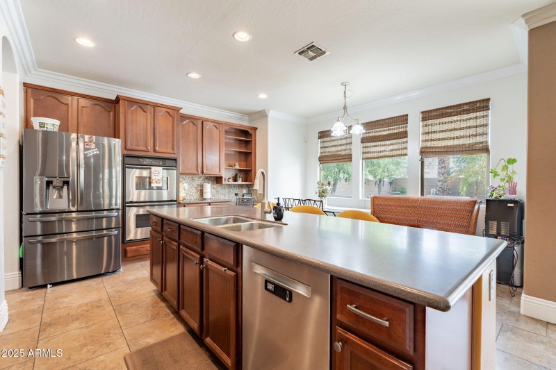 24-web-or-mls-Turnberry-24