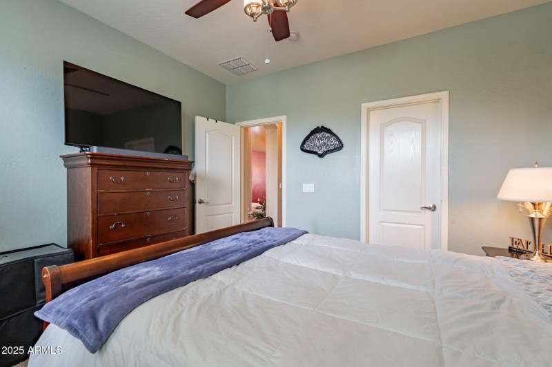 43-web-or-mls-Turnberry-43