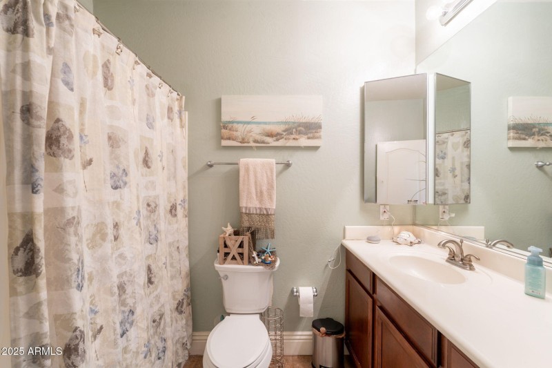 44-web-or-mls-Turnberry-44