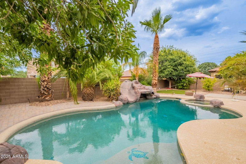 65-web-or-mls-Turnberry-65