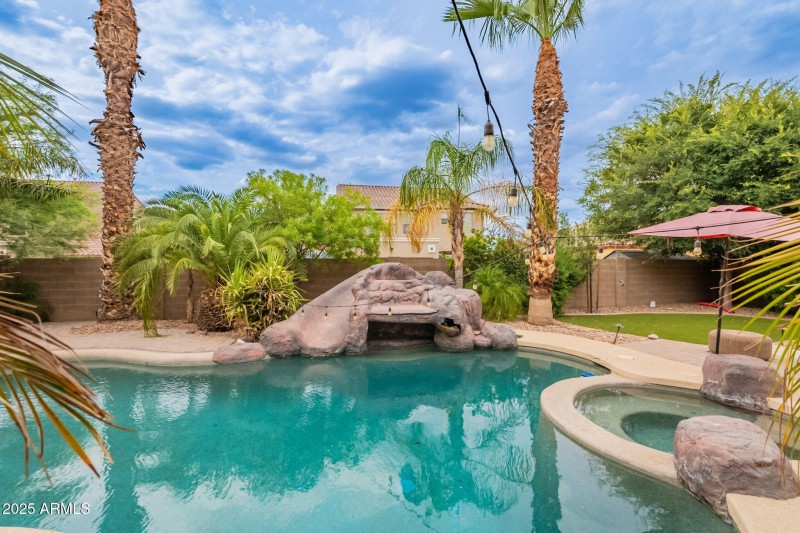 67-web-or-mls-Turnberry-67