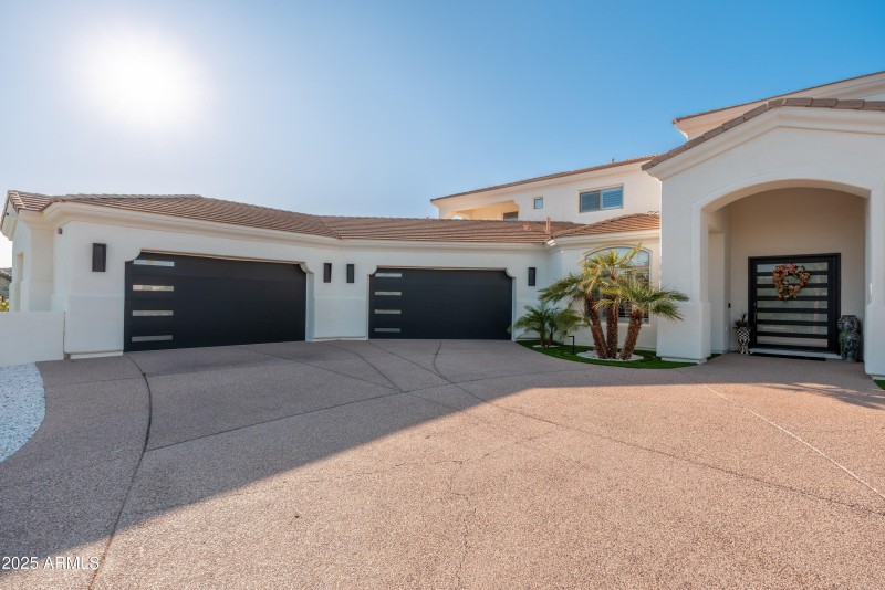 024_Exterior Front Garage