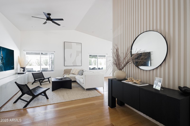 PROPERTYIMAGECO_5502EGrandviewRd_WEB-4