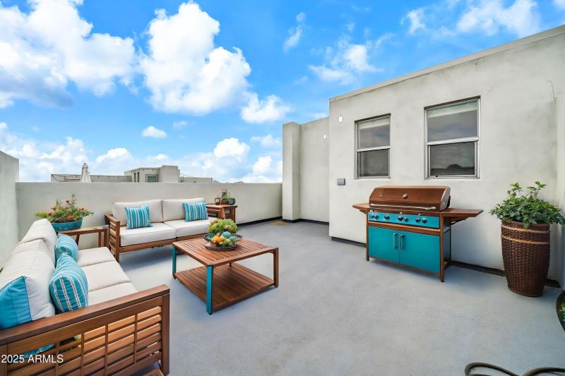 16510 N 92nd St VS 1