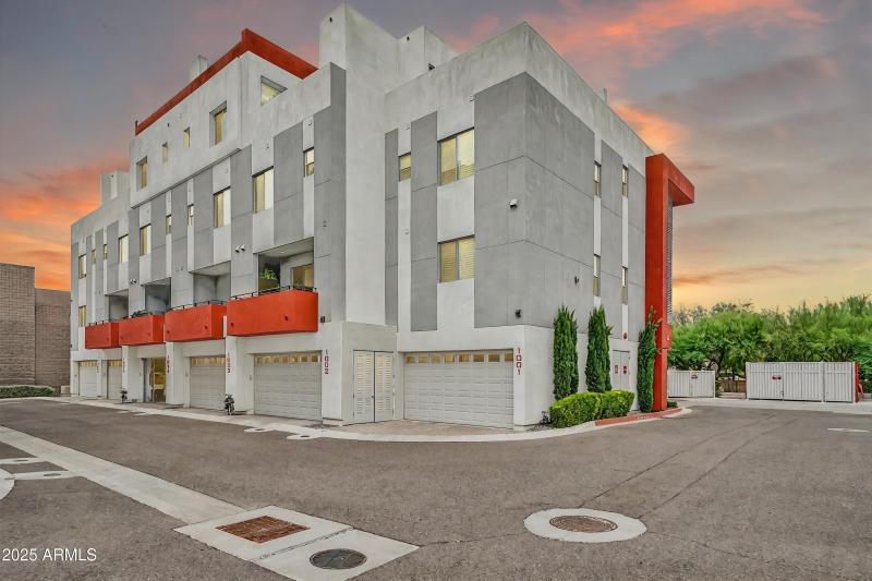 16510 N 92nd St VT 1