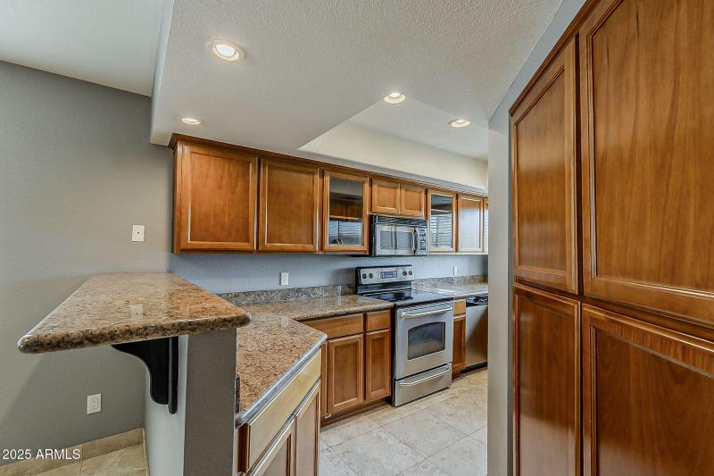 16-web-or-mls-Camelback-16