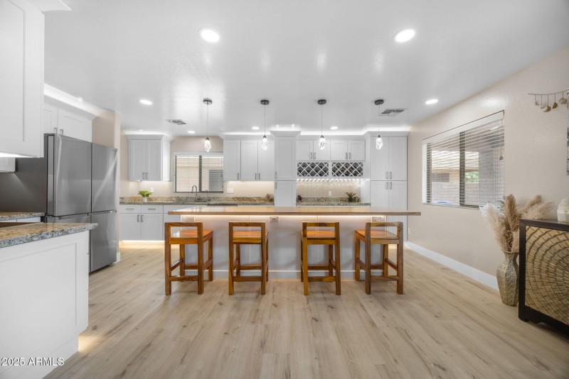 20-web-or-mls-43760-w-magnolia-rd