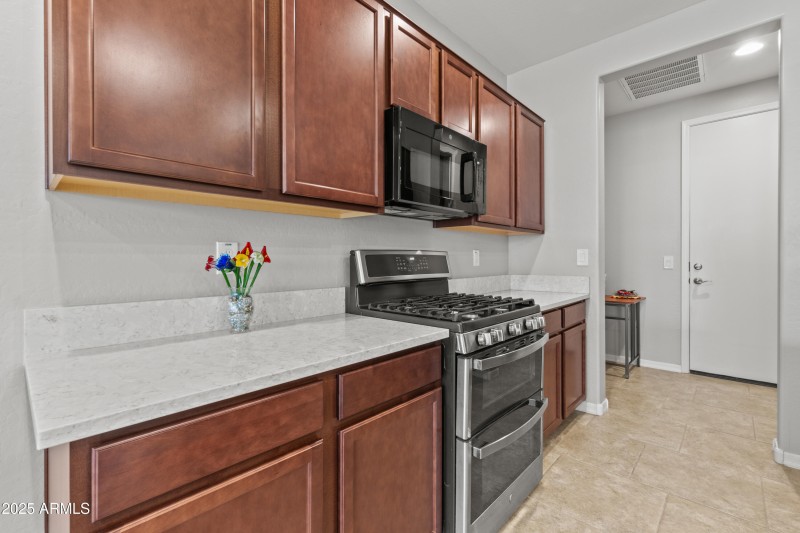 22912 E Domingo Rd-23