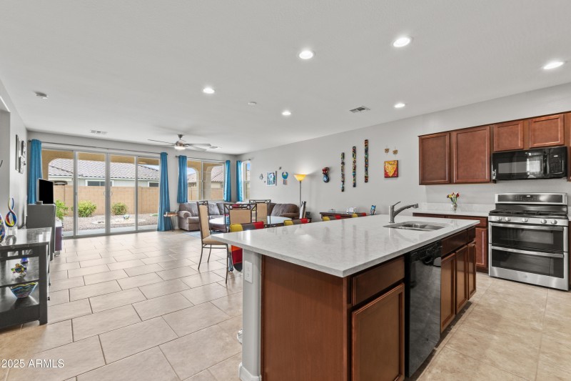 22912 E Domingo Rd-24