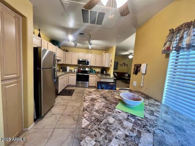 20241201234450585573000000-o