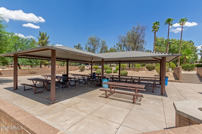 B8AE4F69-3DE6-431F-BDD5-DEE6E519CF33