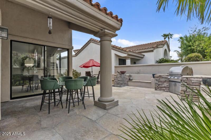 133977520404263480_133977520210997776_DS