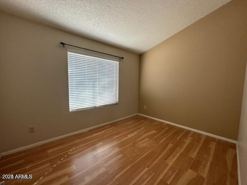 20241018182653992056000000-o